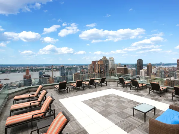 322 West 57th Street image 7 of 15