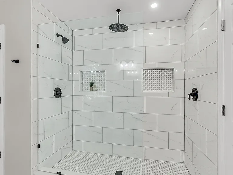 1187 Marquis Rd — Photo 30