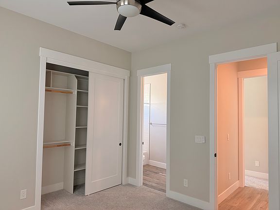 4th image of 1112 Turquoise Way