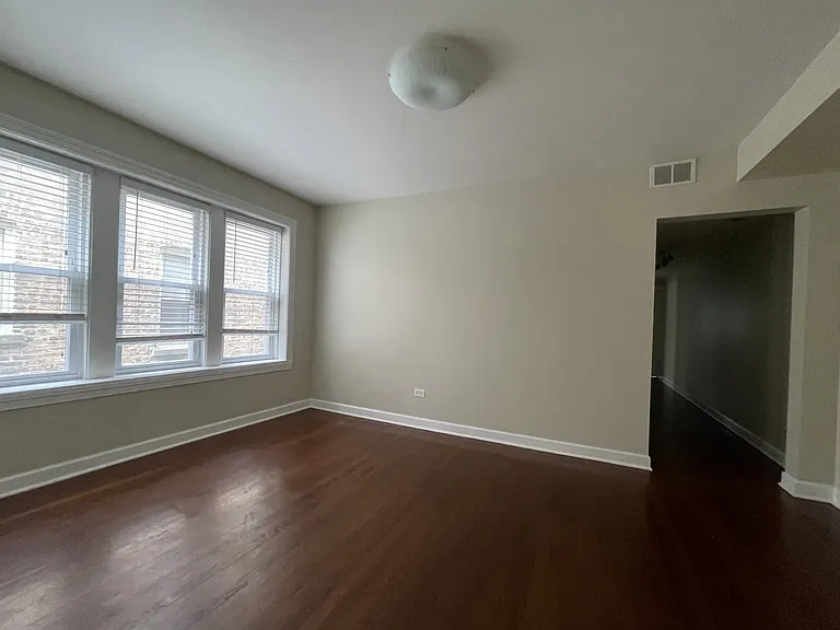 4948 N Christiana Ave — Photo 26