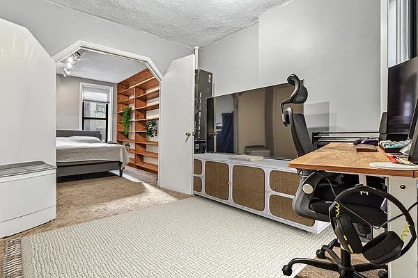 Rented by Cooper & Cooper Real Estate | media 1