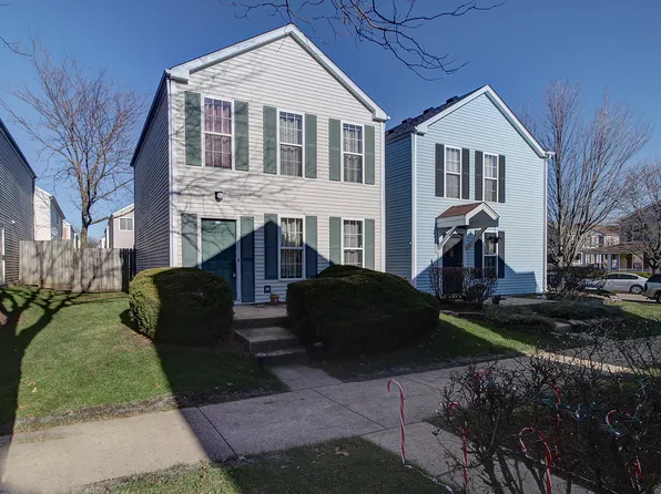 895 Symphony Dr, Aurora, IL 60504