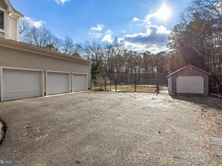 3 S Lakeside Dr W — Photo 52