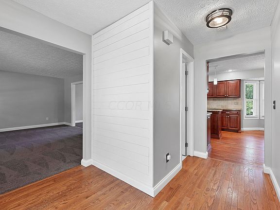 4th image of 1002 Cloverly Dr