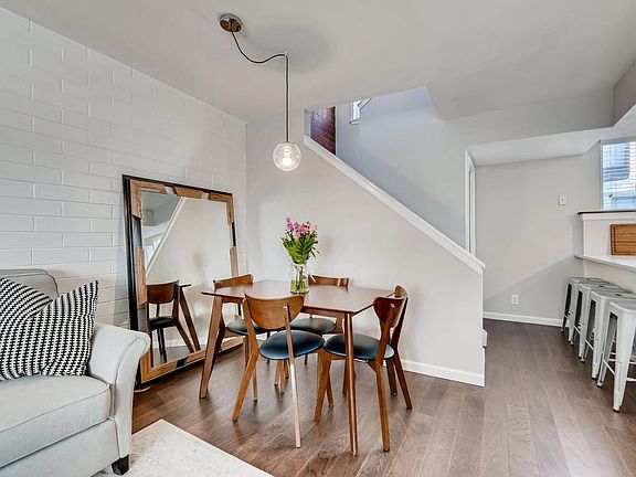 5th image of 1025 N Jasmine St Unit 6