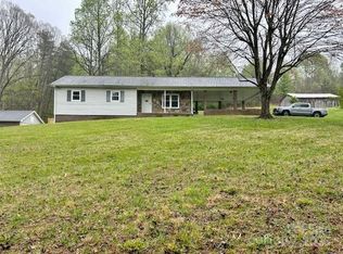 1375 Bradford Mountain Rd, Lenoir, NC 28645