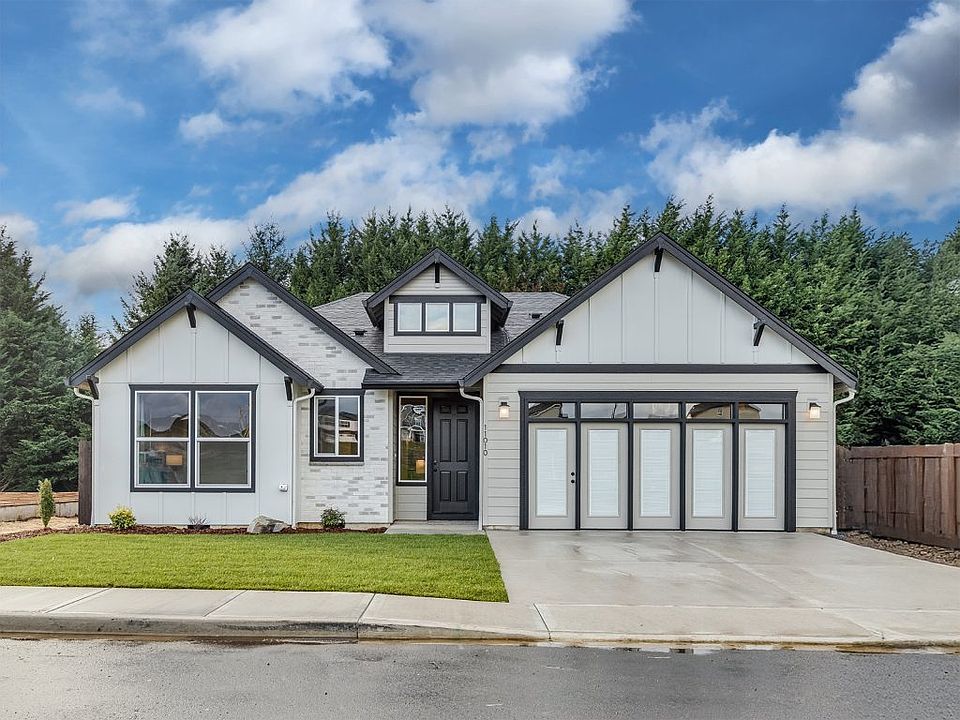 Falcon Pointe Community by Aho Construction