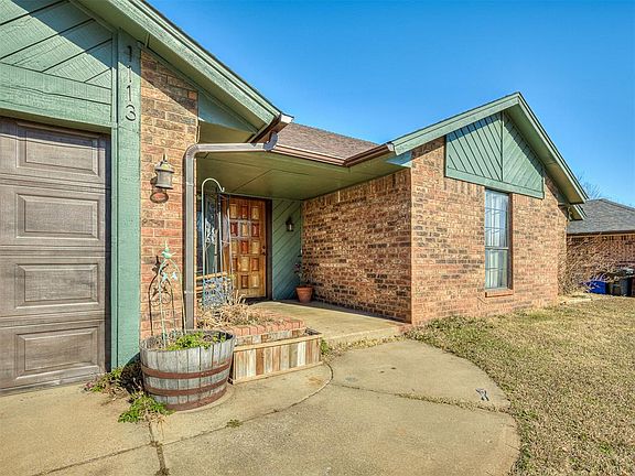 5th image of 1113 NE 21st Ct