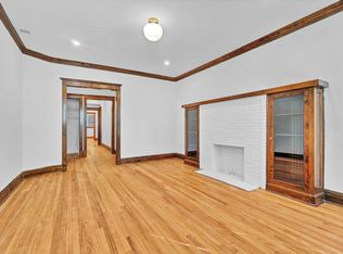 3711 N Fremont St #1, Chicago, IL 60613