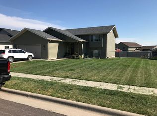 2435 Shad St, Rapid City, SD 57703