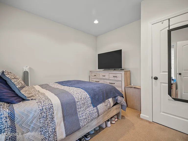 5 Cortland Rd — Photo 16