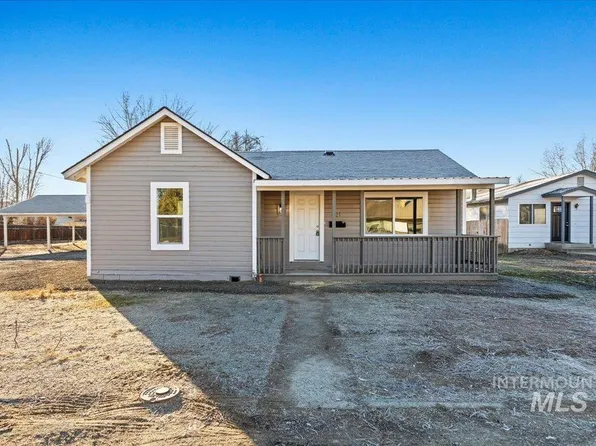 421 E 7th St, Emmett, ID 83617