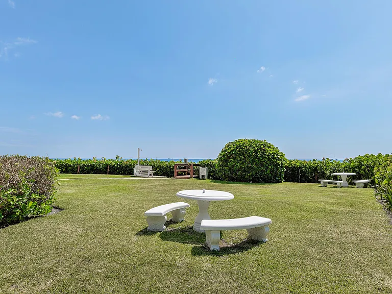 4200 N Ocean Dr #1 — Photo 25