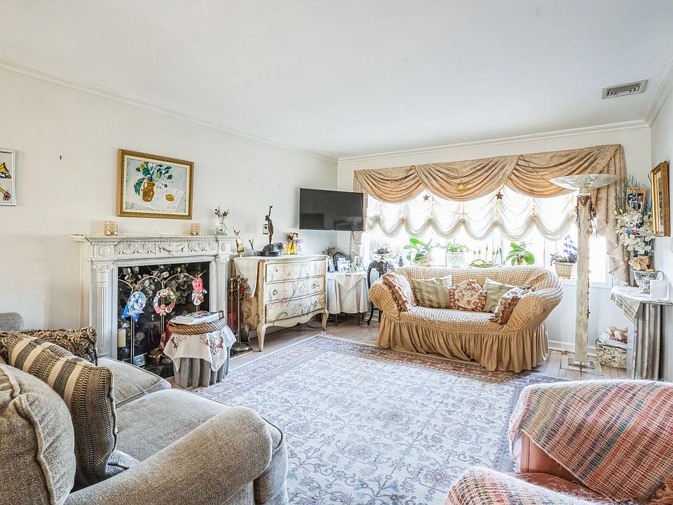 154-04 25 Avenue, Flushing, NY 11357 | MLS #819027 | Zillow