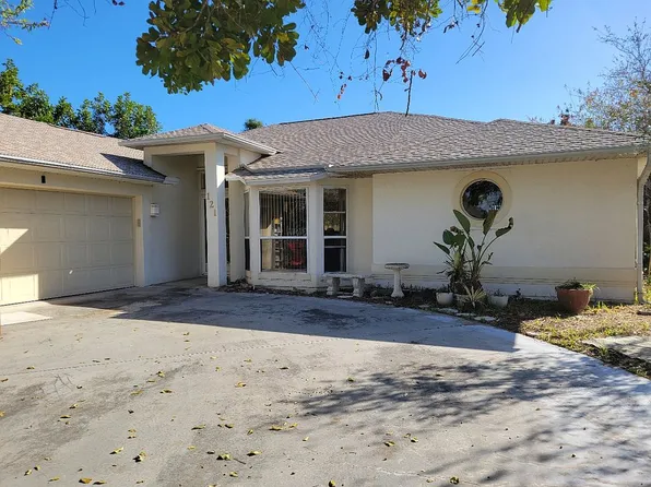 121 Miller Dr, Sebastian, FL 32958