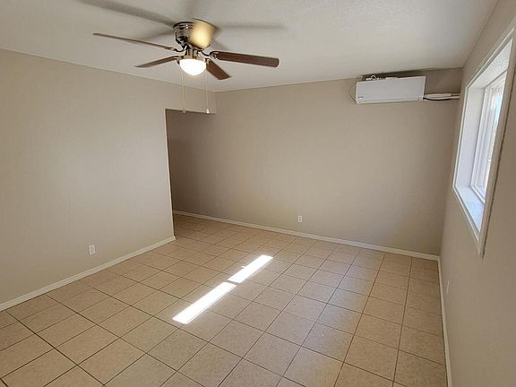 3rd image of 3901 Harrison Ave #1
