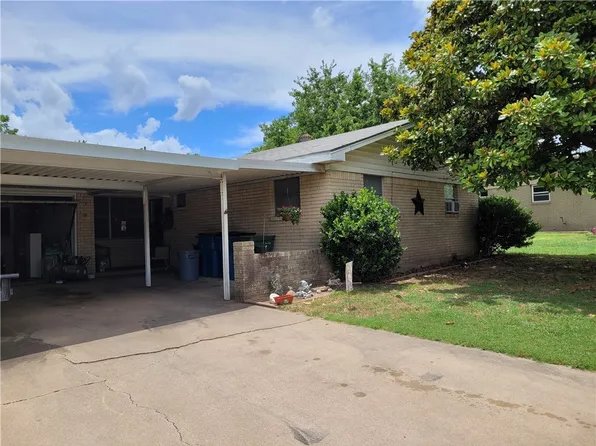 109 Redbud Cir, Hewitt, TX 76643