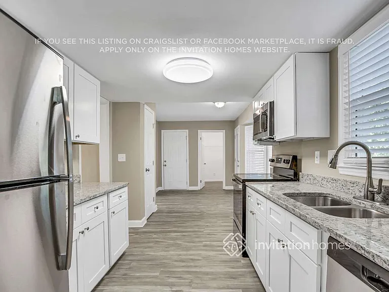 4252 Hambrick Way — Photo 8