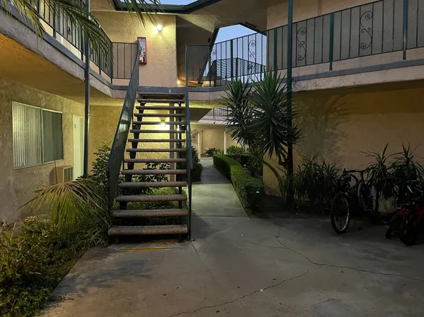 Stunning apartment in Great location! Gated & Covered Parking. Act now as units will go fast!, 13955 Coteau Dr APT 25, Whittier, CA 90604