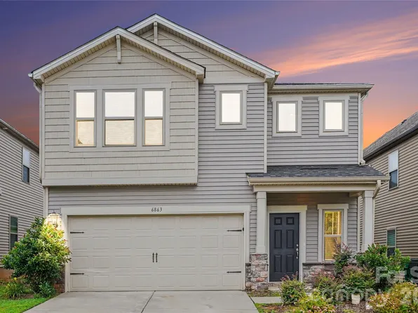 6863 Good News Dr, Charlotte, NC 28215