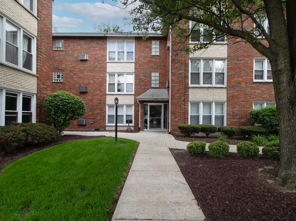 10803 S Pulaski Rd APT 4, Chicago, IL 60655