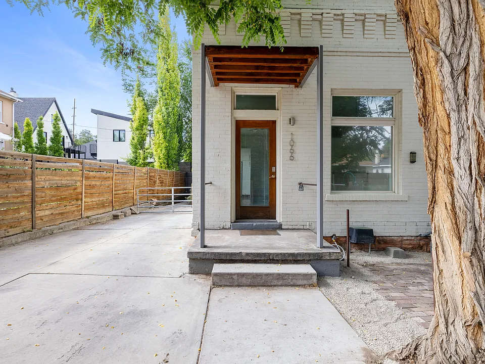 1066 E Markea Ave #1066