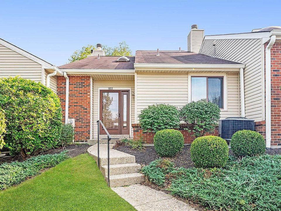 1st image of 602 Sherwood Green Ct
