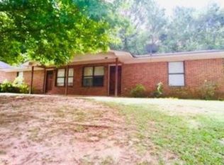 498 E University Dr, Auburn, AL 36830