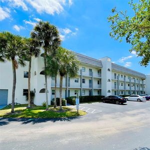 8450 Sunrise Lakes Boulevard #209, Sunrise, FL, 33322