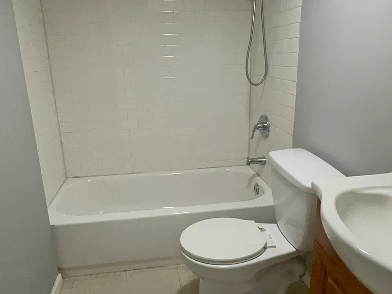 4127 N Lawndale Ave — Photo 3