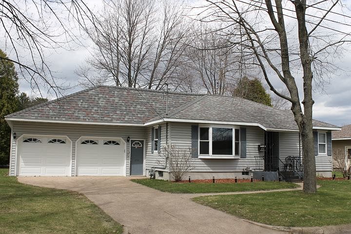 1st image of 1751 Riverview Dr