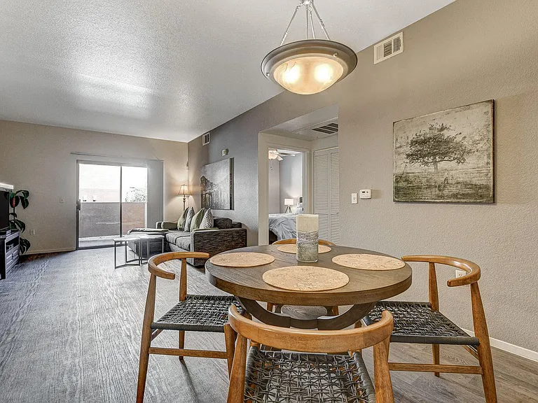 Copper Creek Apartments — Photo 3