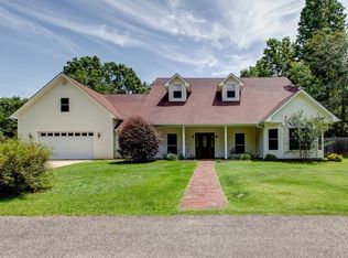 7480 Vidalia Rd, Pass Christian, MS 39571