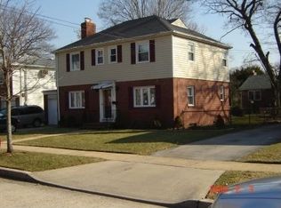 190 Belmont Pkwy, Hempstead, NY 11550