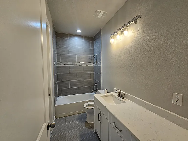 14479 Maysville Cir — Photo 30