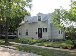 353 Chestnut St, Valparaiso, IN 46383