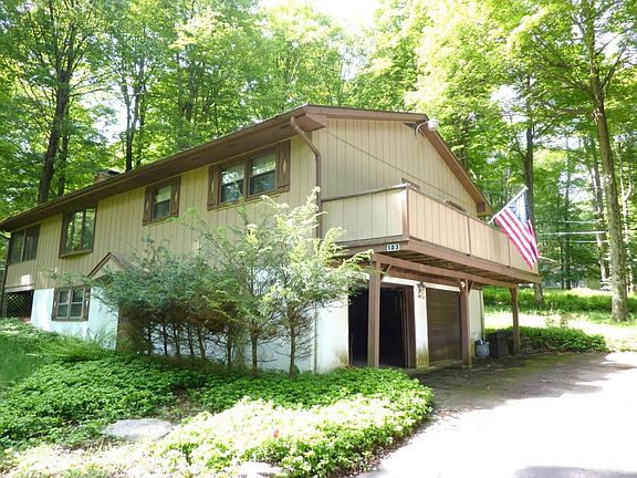 2nd image of 103 W Pine Ln