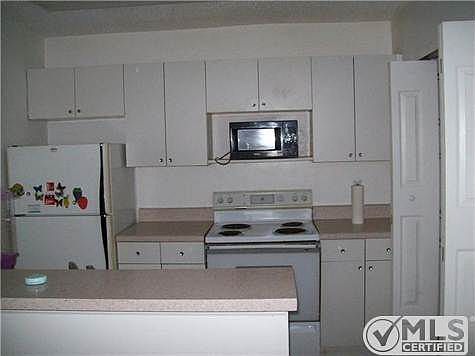 2nd image of 800 W Tiffany Dr APT 1