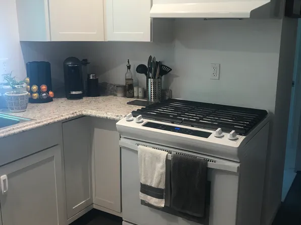 147 Spruce St #2, Manchester, CT 06040