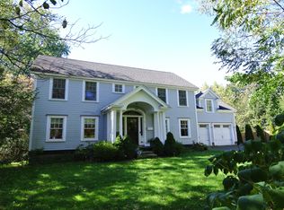 5 Cliffwood St, Lenox, MA 01240