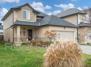 104 Davinci Blvd, Hamilton, ON L9B 0C3