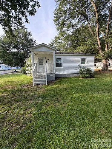 202 E Jenkins St Photo 1