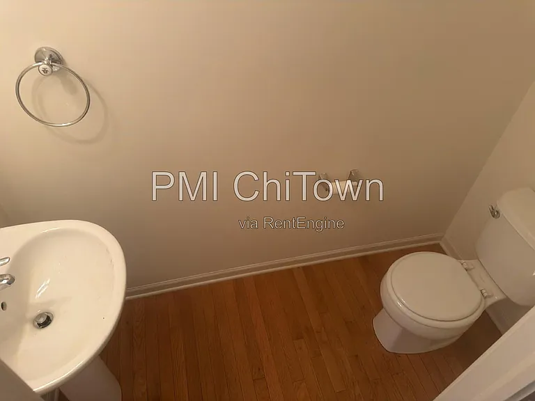 2438 Anna Way — Photo 16