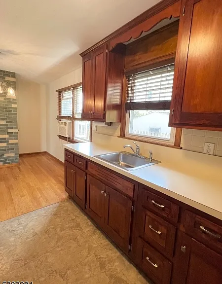 132 Lincoln St #2 — Photo 10