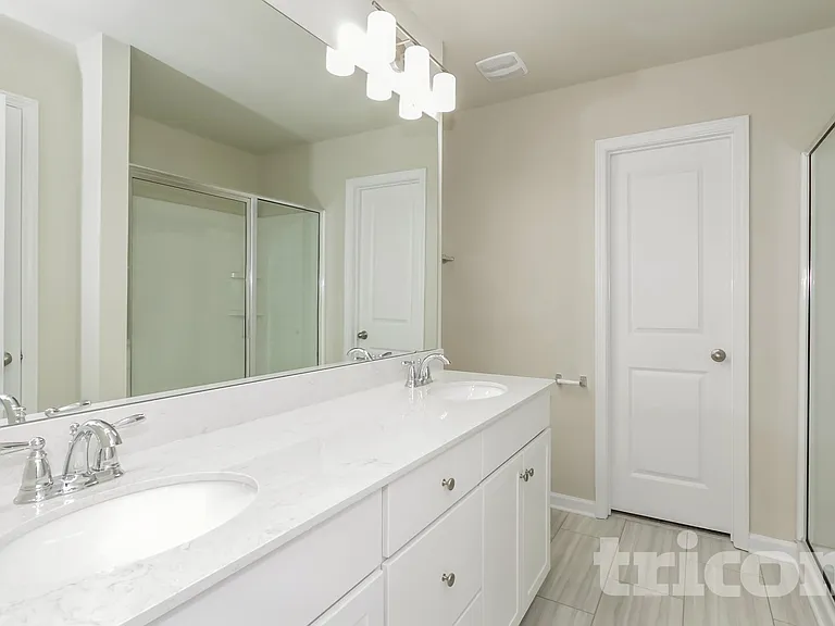 111 Spring Knoll Dr — Photo 9