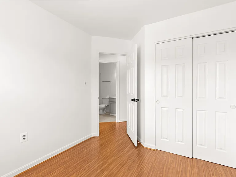 219 Frazer Dr — Photo 42