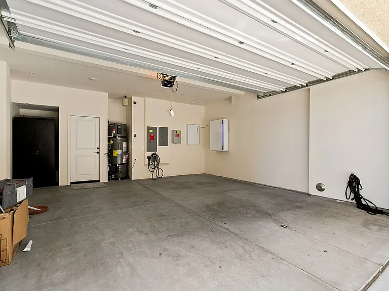 777 Abby Dr #1-ID1559837P — Photo 27