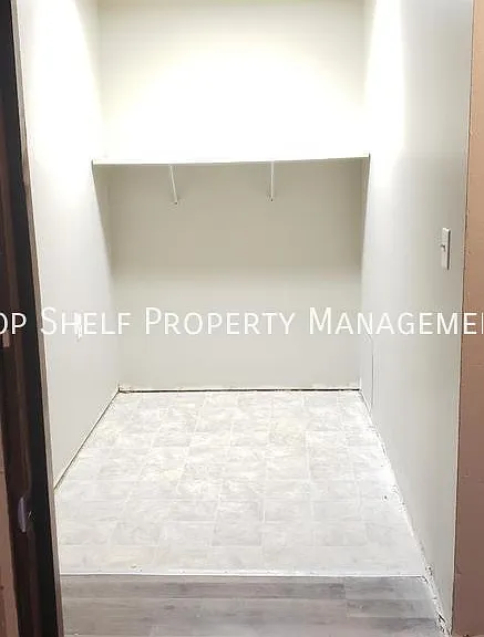 1328 Williams St — Photo 14