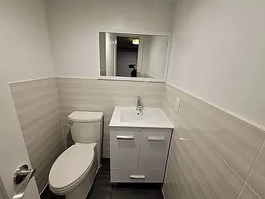 Rented by MySpaceNYC | media 33