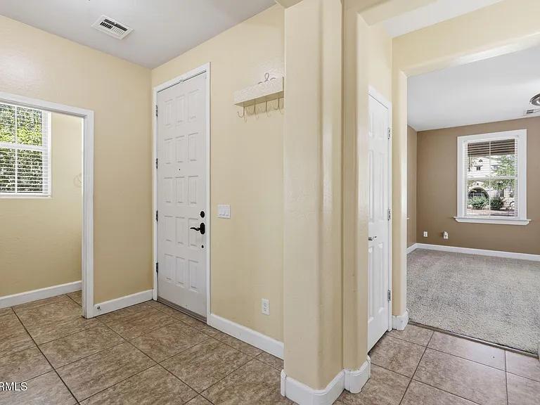 15372 W Dahlia Dr — Photo 12